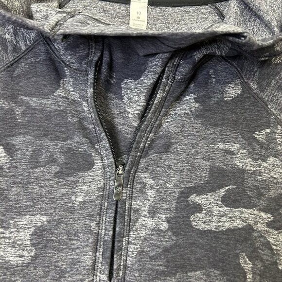 Lululemon Warm Stabilizer 1/2 Zip Hoodie Women’s Size 10 Gray Camo - Picture 5 of 10